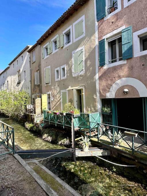 Lou Paseo : Appartement Brocante Centre Historique LʼIsle-sur-la-Sorgue Dış mekan fotoğraf